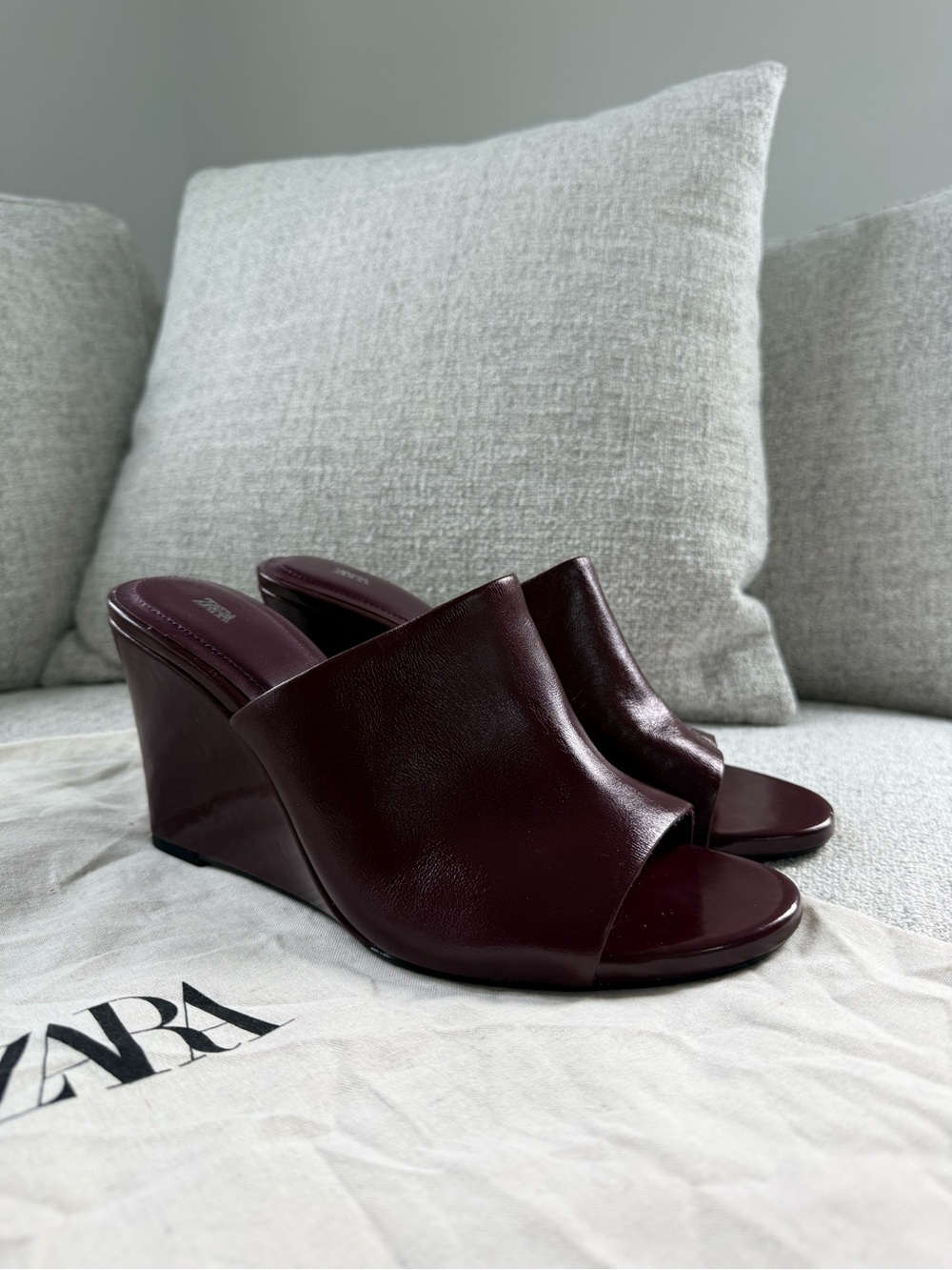 Zara Open-Toe Wedge Slides - Burgundy - Picture 8 of 13